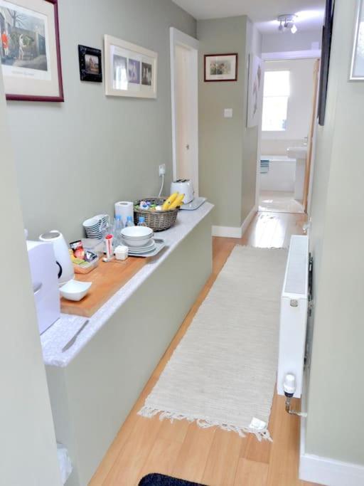 Stunning Annexe 1 Luxury Bedroom, Eating Area & Bathroom Only! Труро Екстериор снимка